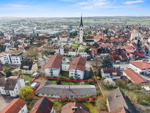 Grundstück mit Abrissgebäude